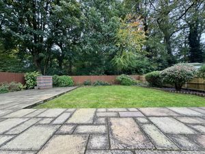 Photo 22- click for photo gallery